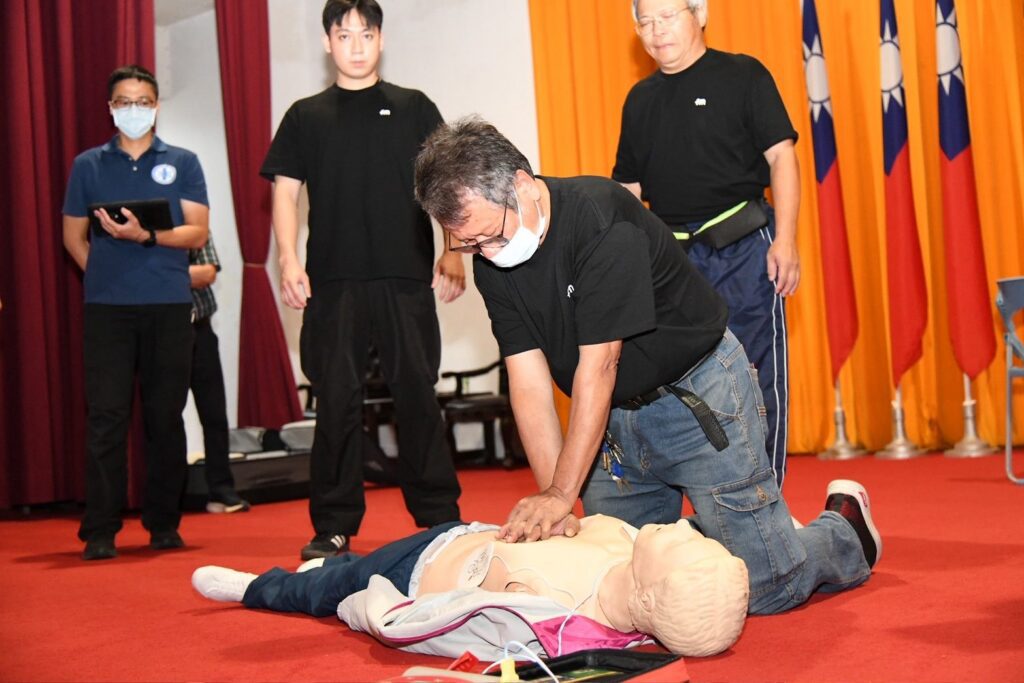 臺北市警察局辦理民力任務隊技能競賽　驗證訓練成果展現防救實力