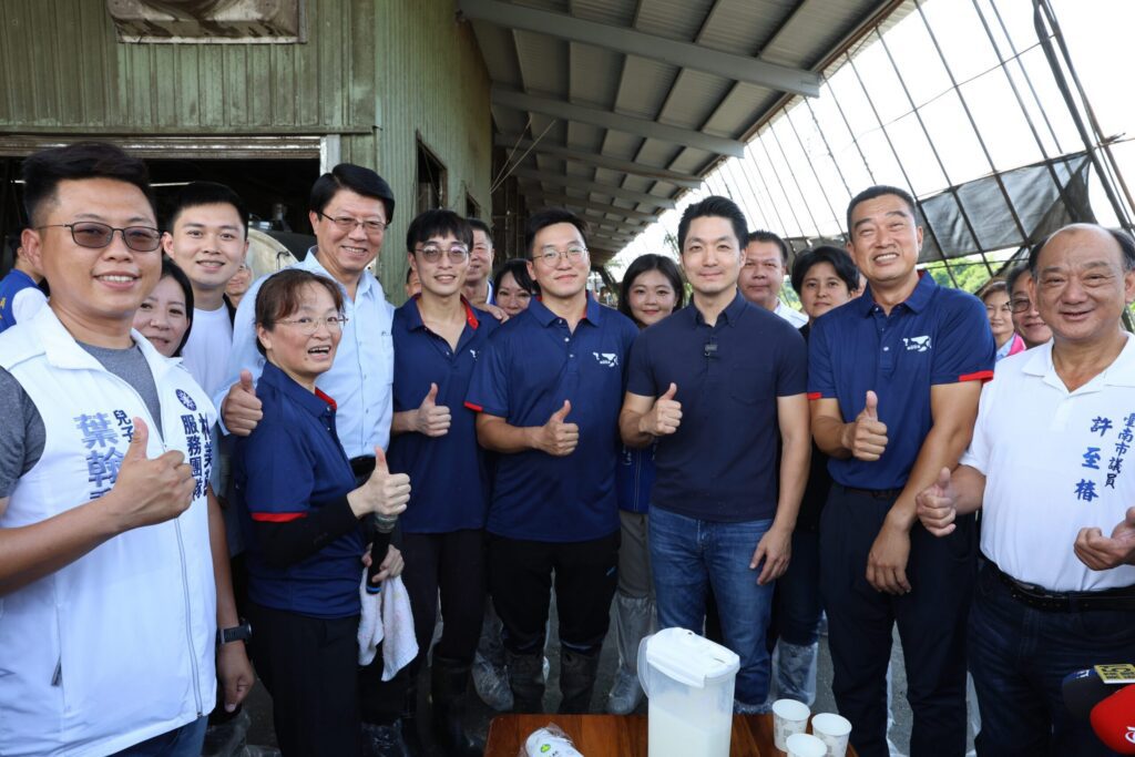 蔣萬安訪臺南佳里梅桂牧場-　實地了解本土酪農現況與產業發展
