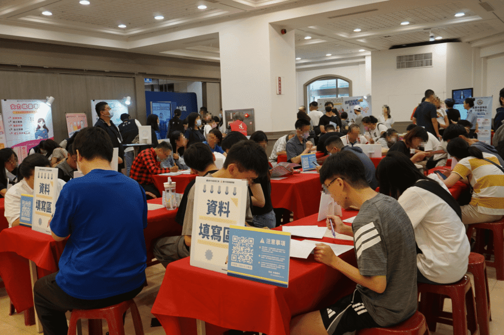 中市府推動在地就業　中區徵才活動邀7家廠商釋232個職缺