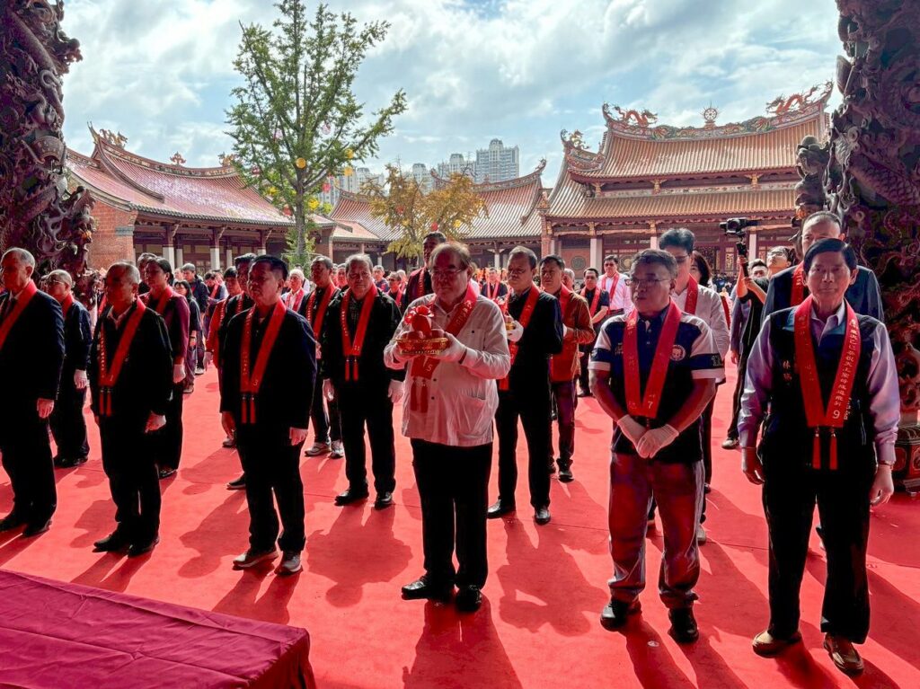 西螺福興宮太平媽楊文鐘率董監事、眾執事　參加昆山慧聚天后宮祈福大典與文化交流活動