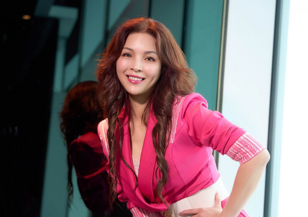 陳秀美震央倖存蛻變美魔女-人生徹底轉彎20年後變身甜心rv