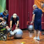 足球無國界！台日特教生交流　輪椅上也能快樂踢球