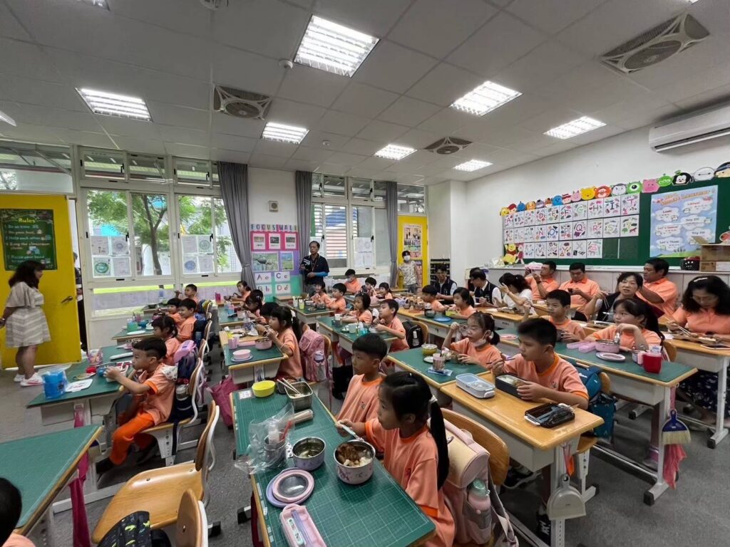 教育局啟動防疫因應措施　11月底前禁止使用溫體豬-確保校園午餐豬肉食材安全無虞