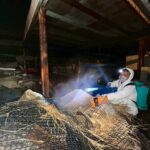 非洲豬瘟案場髒亂超預期！　市府與十軍團聯手徹夜啟動消毒前清理-第二輪人力接手