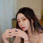 沈娜娜(璃奈醬)-ig-開放式擇偶條件-小哥哥艾里中獎-揉腰搭肩曖昧爆棚