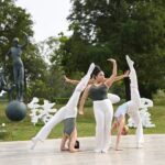 雕塑韵律映湖光 蒲添生雕塑園區落腳北香湖