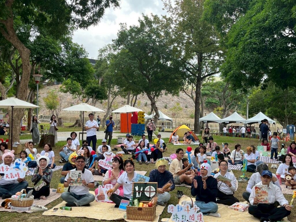 繪動潭子綠野閱讀　市民野餐日共享草地書香時光