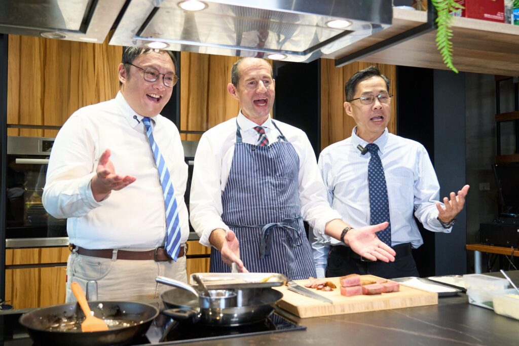 看好台中產業潛力！　歐洲經貿辦事處長谷力哲代言「2025台中購物節」-盛讚台中多元文化