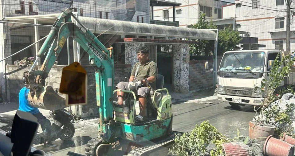 感念「挖土機超人」林鴻森英勇救災-　內政部核准入祀忠烈祠