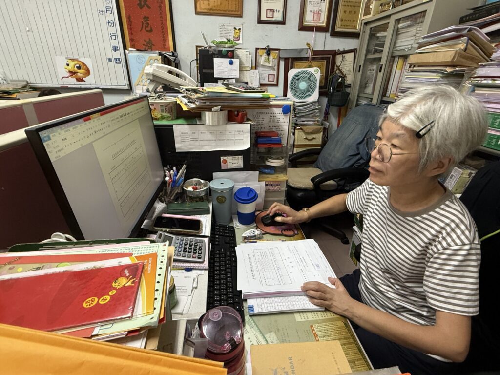 勞動部助6旬婦重返職場-逆境中再見陽光