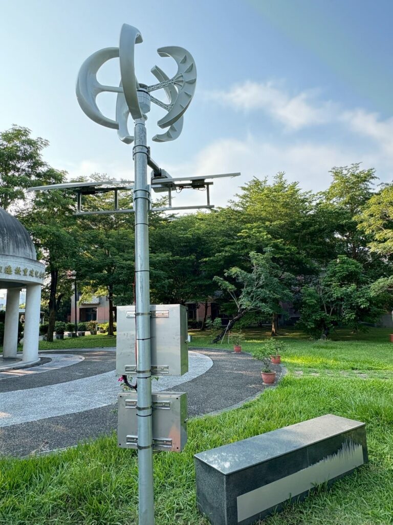 草屯商工攜手弘光科大打造智慧能源路燈-提升校園安全與智慧科技