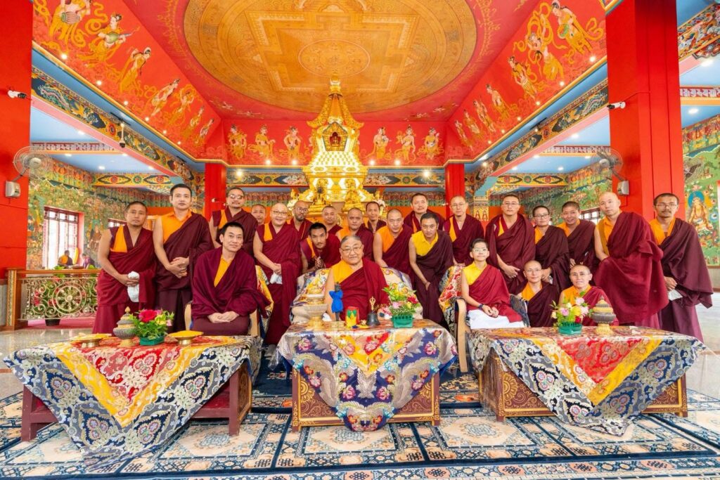 【薩迦哲思】11/11佛陀天降日・-第41任薩迦法王談「上師相應法」與大咒士的心要教言