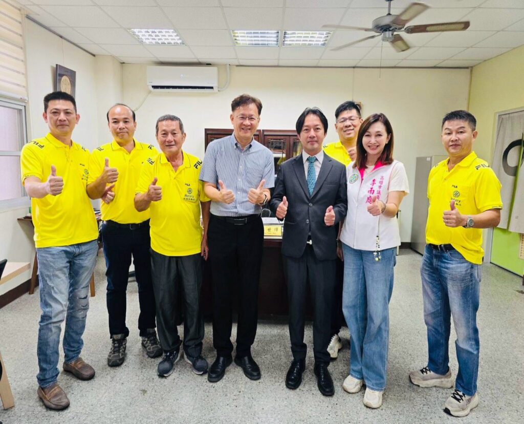 林園扶輪社助學認養37位「扶輪之子」　孩子親寫卡片暖心致謝