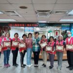 高雄市小港戶政志工禮貌再升級　diy彩繪融入靈性關懷　服務更添溫度