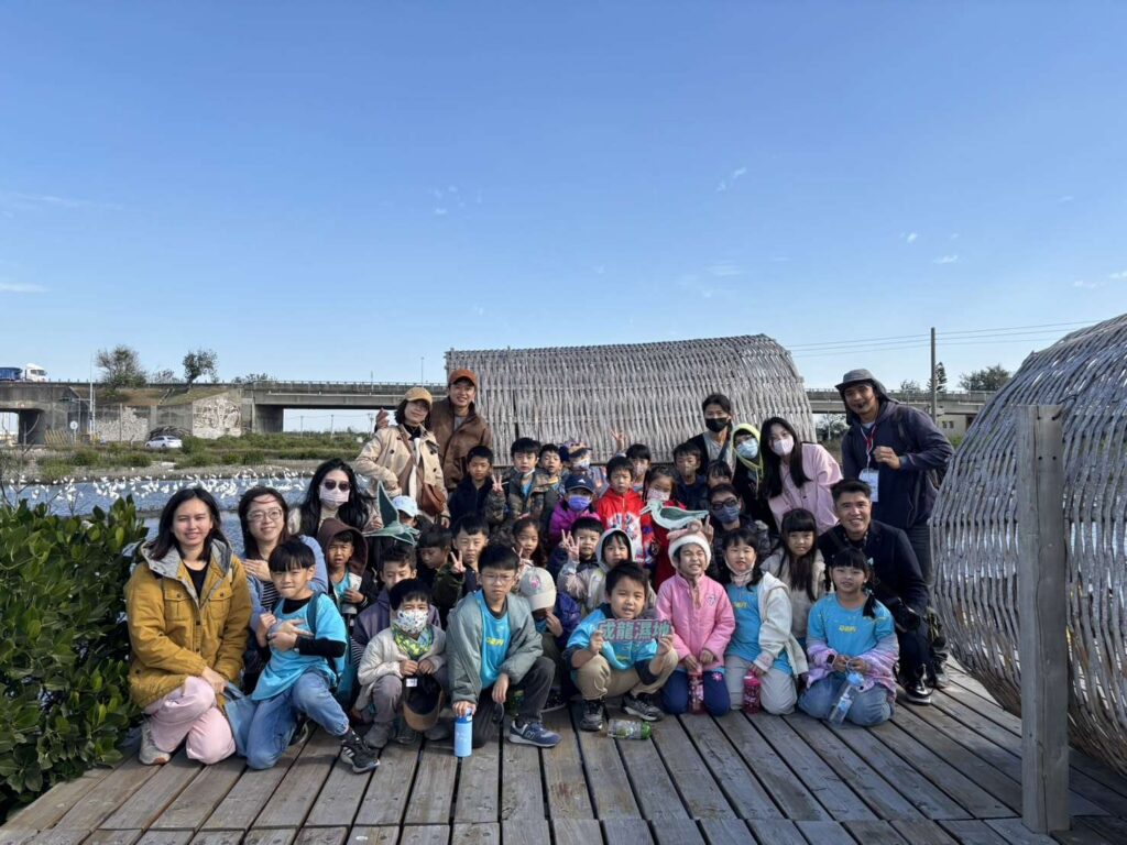 崙背鄉陽明國小師生來訪濕地　體驗口湖農業永續智慧