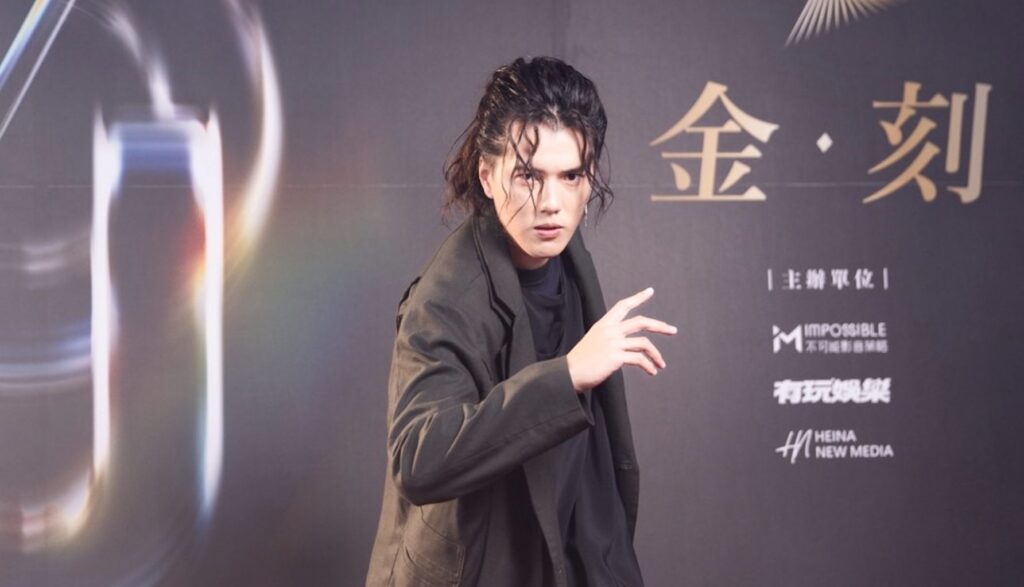 吳奇軒全英文頻道火出國際-寫下台灣創作者-youtube-破千萬訂閱