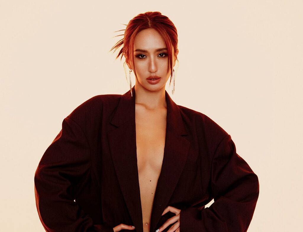 薔薔&法拉利姐張婷婷火辣對撞-性感掃街＋舞台合體嗆輸贏