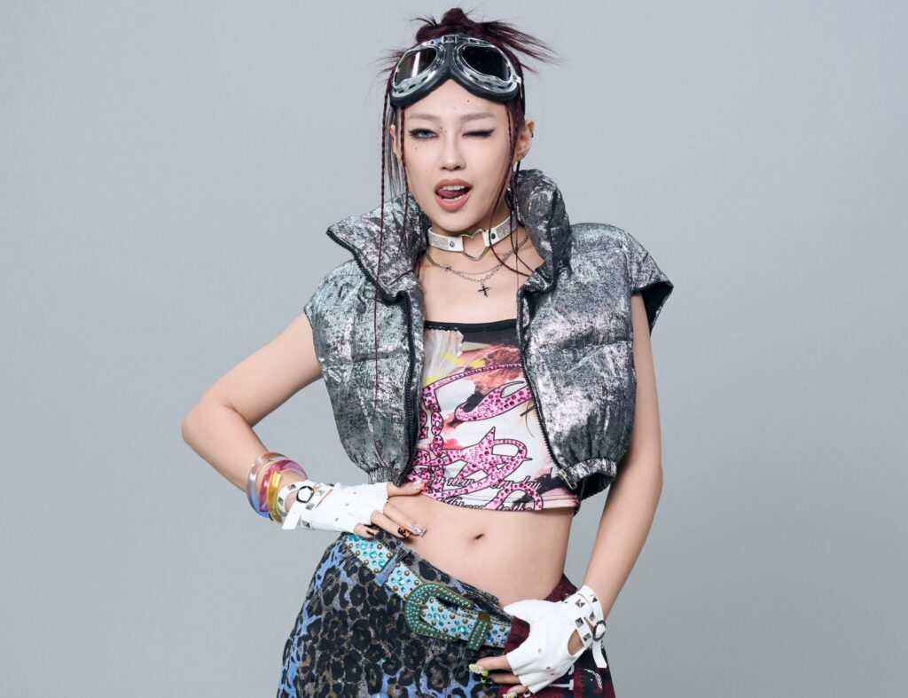 琟娜-verna-怪奇舞語全面爆-自創蹲著跳舞