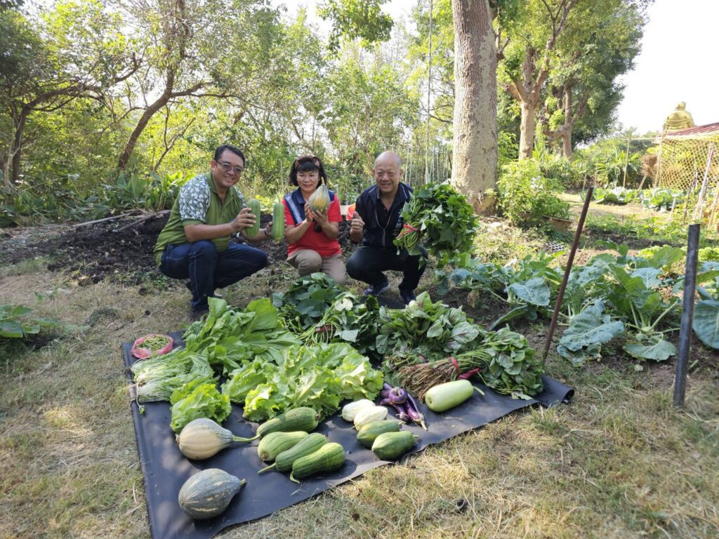 隊部閒置空地成綠意農場　大肚清潔隊攜手社區傳遞健康與愛心