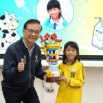 北市「鮮奶週報」百萬幸運兒出爐　教育局長驚喜贈送switch-2