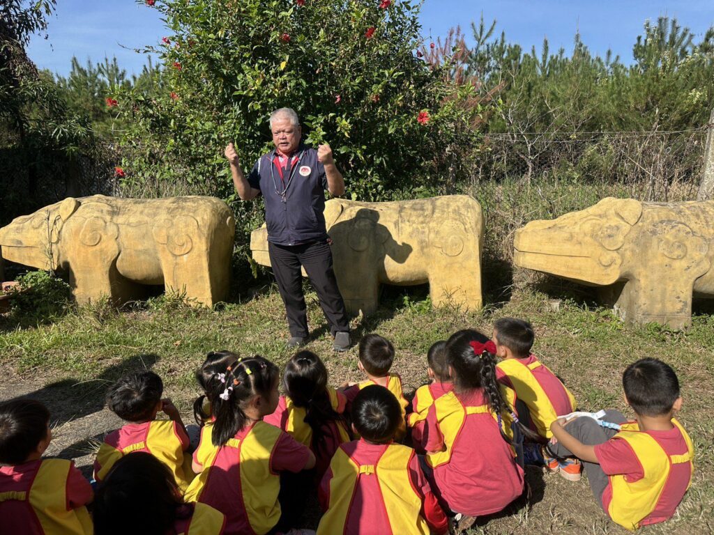 埔里鎮的「鎮水神獸」在牛眠　12/4敲鑼舞獅進校園