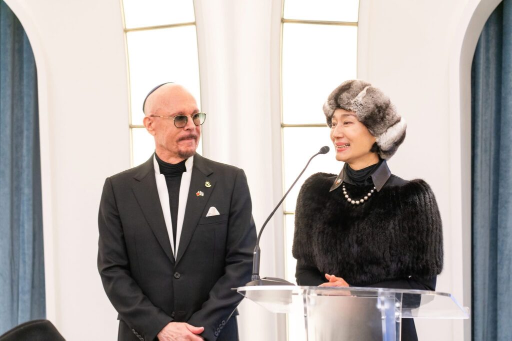 薛智偉以最深敬意為坣娜舉辦追思會-分兩梯次粉絲參加