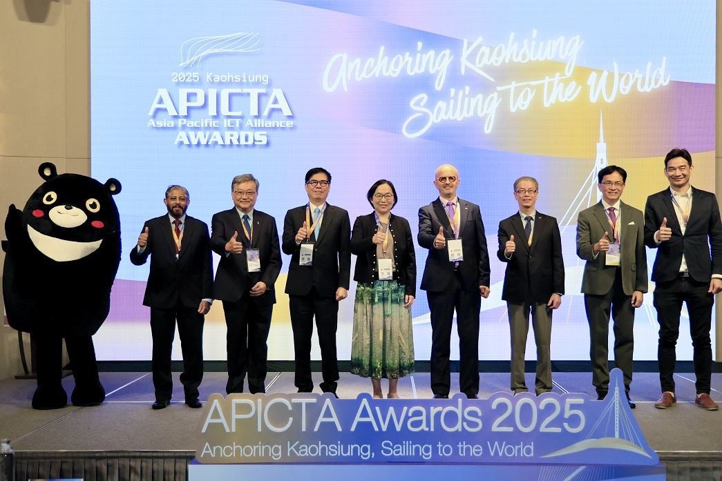 出席「apicta-awards-2025」開幕典禮　陳其邁：高雄榮耀綻放國際舞台　展現城市創新能量