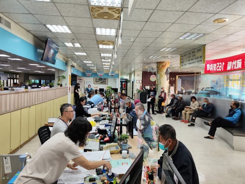 大里地政12月6日辦理「假日不打烊」重測換狀服務　提供市民更貼心便捷的地政服務