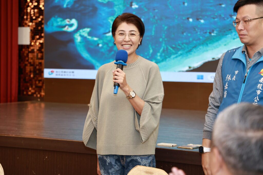 許縣長出席南投市環保志義工 表揚餐會