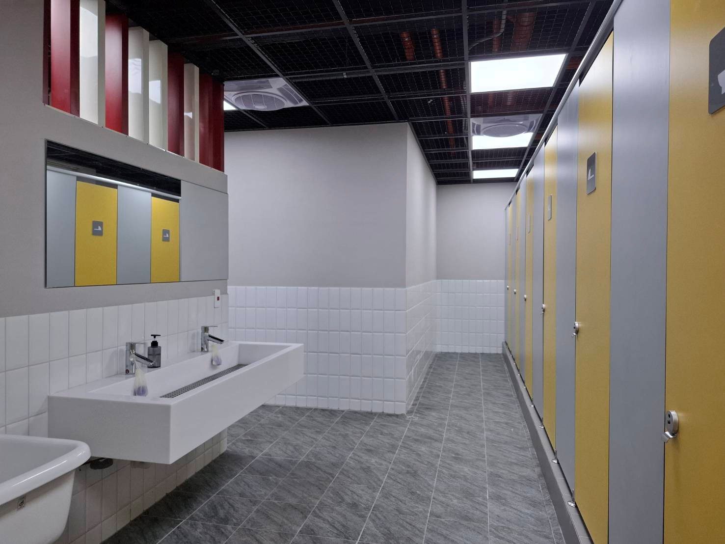 打造校園優質如廁環境　中市投入近7億元補助182校改善老舊廁所