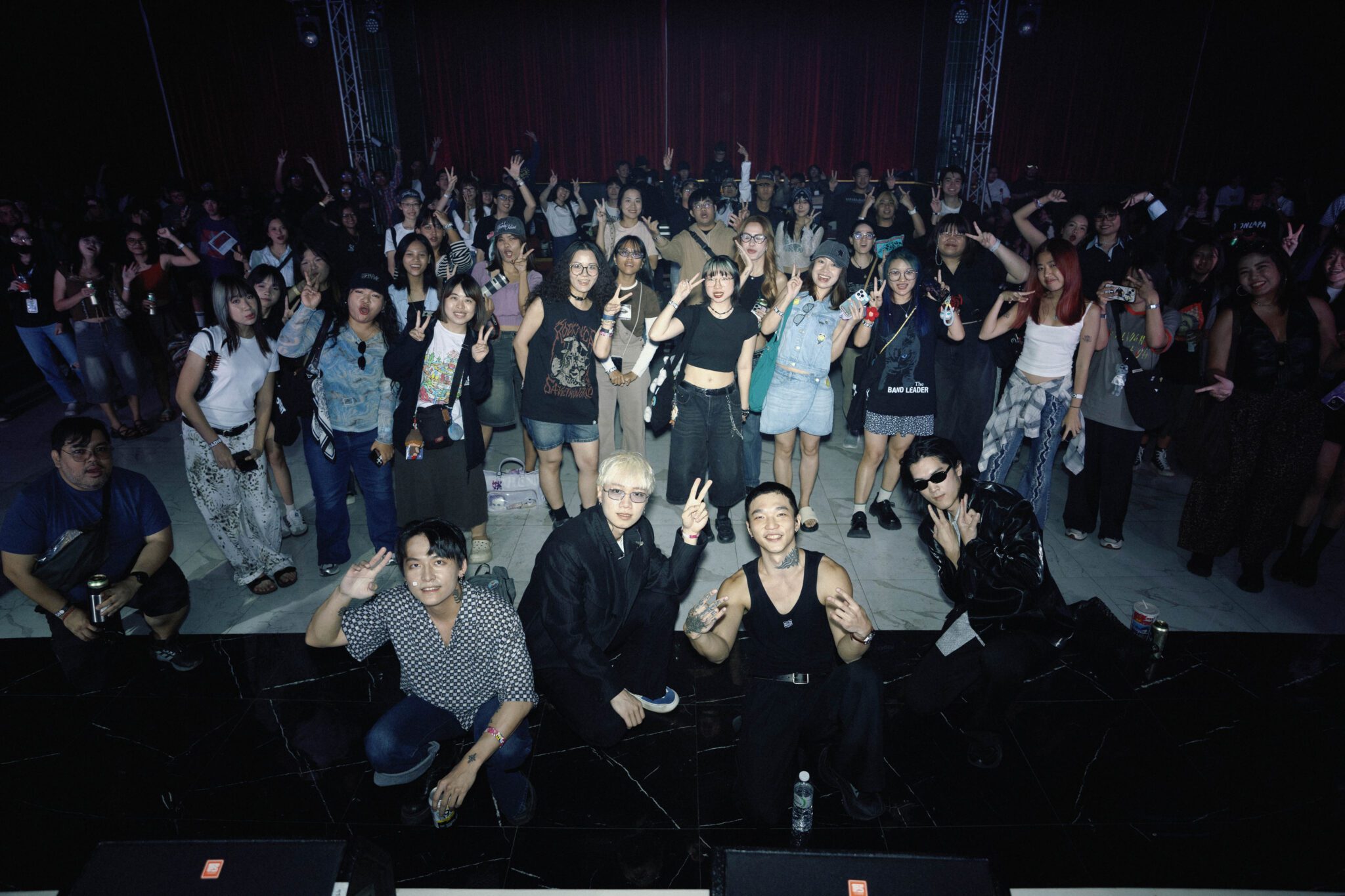 傻子與白痴首登泰國舞台-跨越語言傳遞音樂能量