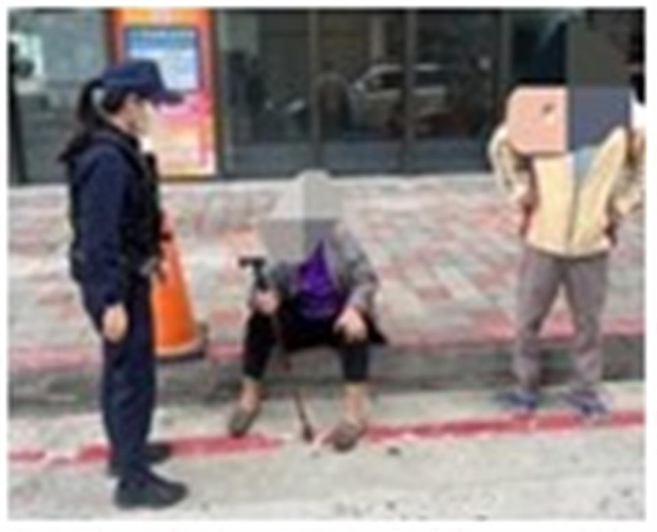 繳停車費轉眼9旬母不見 彰化警民迅速尋獲平安返家