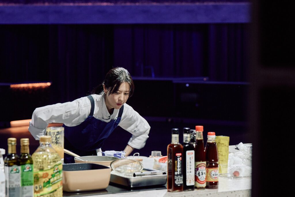 林予晞抗拒下廚-卻咬牙苦撐碎碎念成實力黑馬