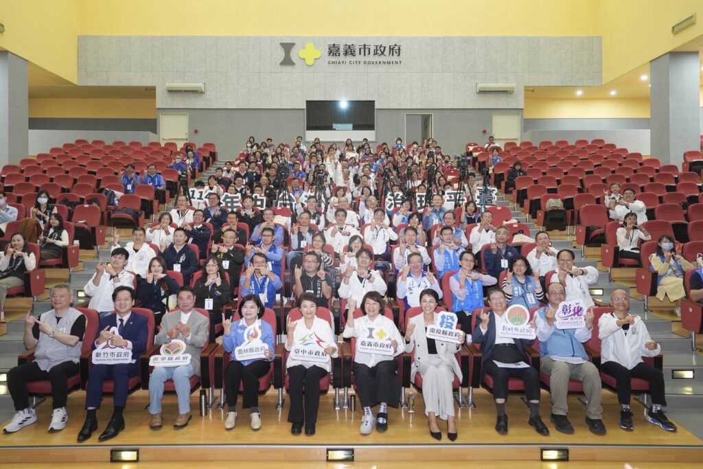 許縣長出席中臺灣區域治理平台　首長會議