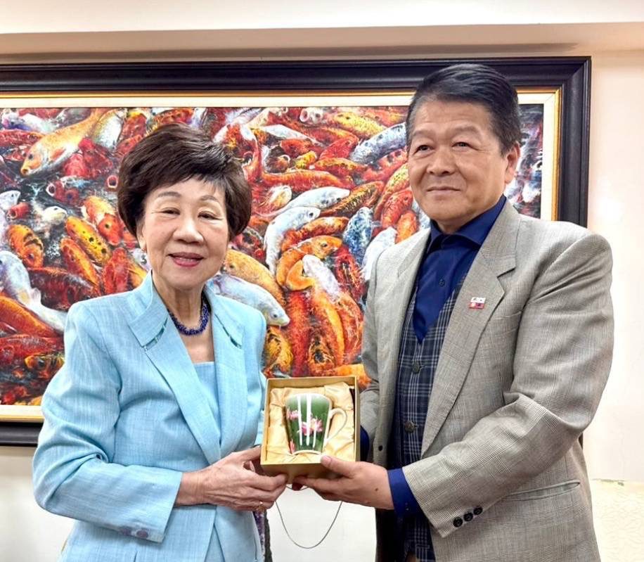 呂前副總統榮獲un-the-world-integrity-prize-aim國家產業發展集團同行-推動「韓台好厝邊」計畫