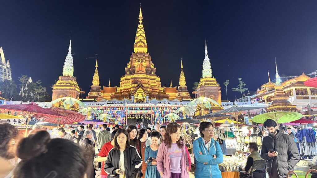 西雙版納星光夜市-璀璨燈火下的邊陲不夜城