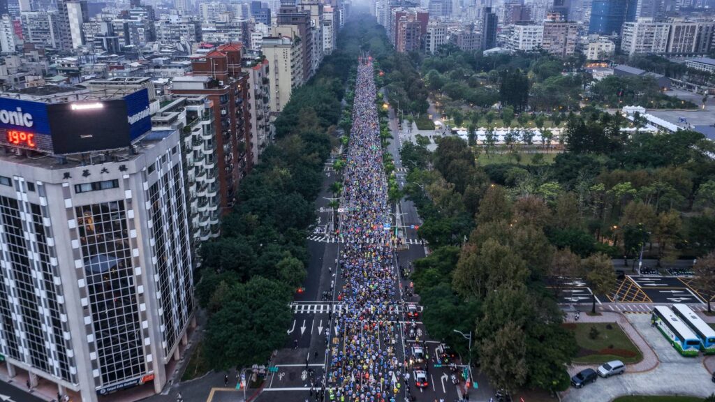 2025臺北馬拉松　感謝警方全力維安　2.8萬名跑者順利完賽　共創城市榮耀