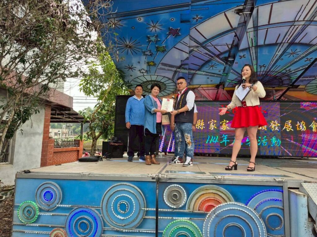 社團法人雲林縣家家寶照顧發展協會　舉辦「做伙呷辦桌」　提前為獨居長輩送上溫暖新春祝福