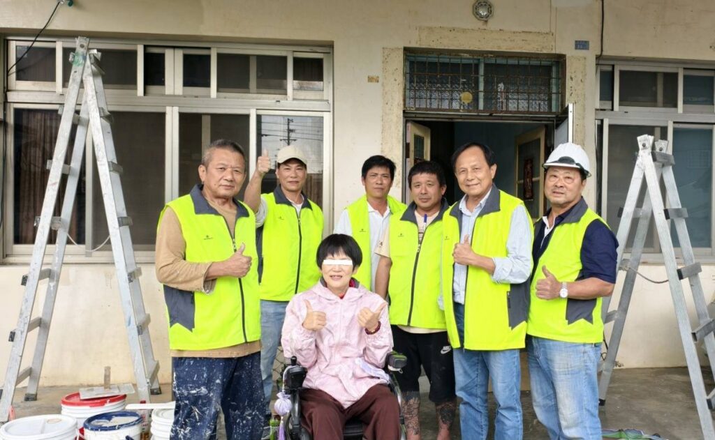 愛心修繕助弱勢　中市勞工局攜手工會志工打造安全宜居宅