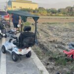 強風吹倒老翁跌落田內　和美警即刻救援