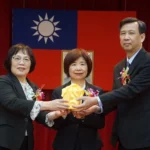 臺南郵局梁麗妍局長榮退　由邱世賢接棒