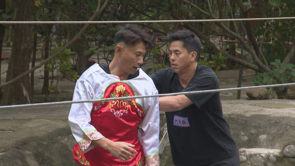 彭小刀-柯有倫連環出包-kid毒舌封號「噗嚨共」