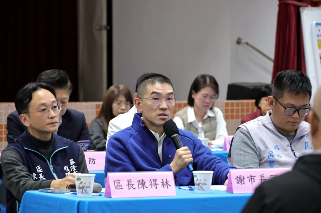 基隆公民座談走入暖暖　謝國樑率局處主管面對面回應在地需求
