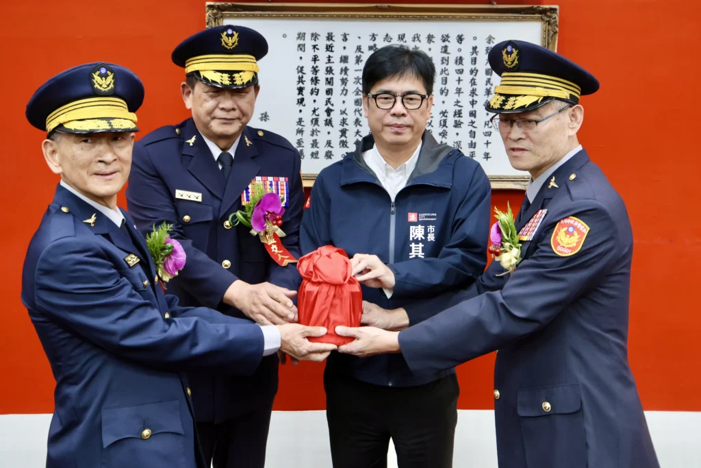 高雄市警察局長趙瑞華上任　捍衛治安沒有假期