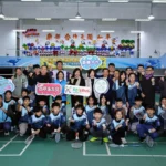 基隆天顯宮投入資源 推動「廟學合作」助和平國小成立羽球隊