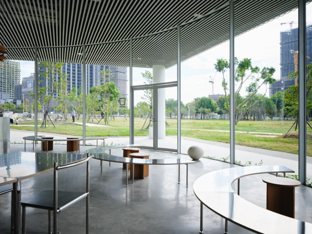 藝術、書籍與咖啡香交織新文化體驗 朋丁與pharos-coffee進駐綠美圖!