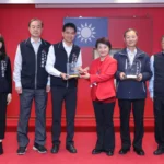 東勢地所榮獲金檔獎最高榮譽　市政會議獻獎分享管理成果