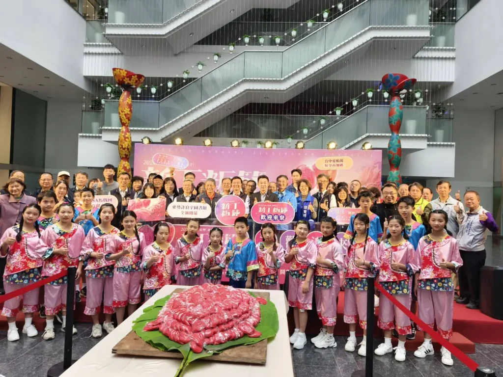 百年客庄迎馬戲！　東勢新丁粄節躍上國際舞台-2/27-focasa首度進駐山城　好運再加「馬」