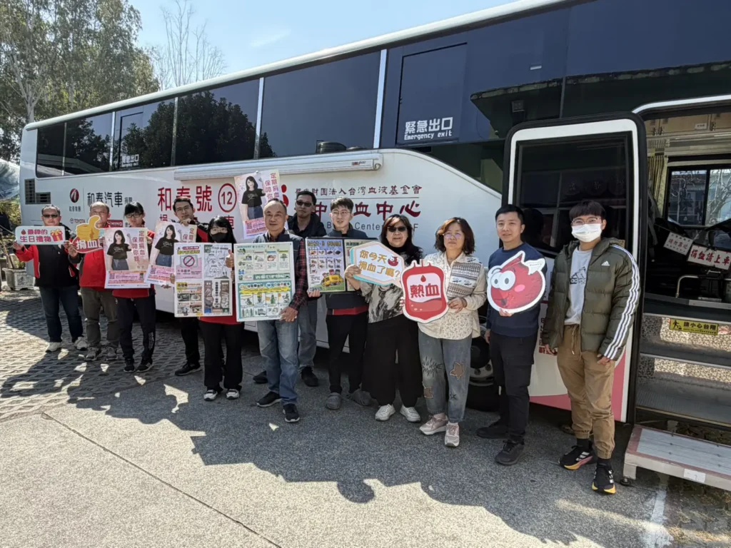 熱血迎新春！　中市環保局清潔隊挽袖捐血做公益