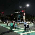 點亮城市賺「綠金」！　台中首案路燈換裝取得碳權　減碳效益等同種百萬棵樹